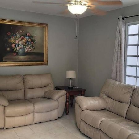 Coamo Beautiful House, Ac, 10Min Coamo Hot Springs Apartment Bagian luar foto