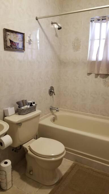 Coamo Beautiful House, Ac, 10Min Coamo Hot Springs Apartment Bagian luar foto
