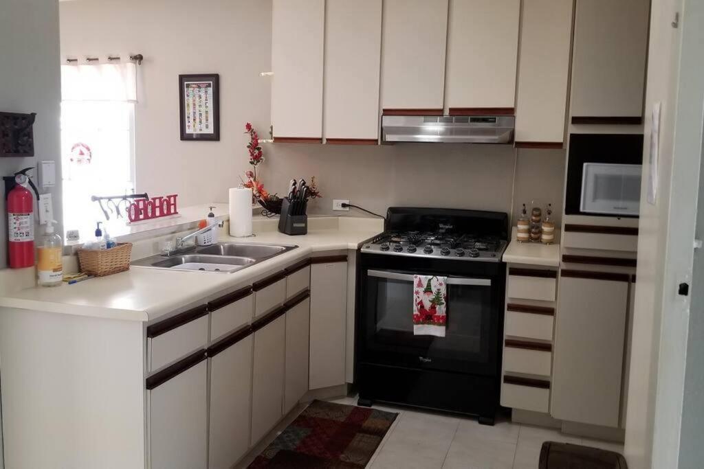 Coamo Beautiful House, Ac, 10Min Coamo Hot Springs Apartment Bagian luar foto